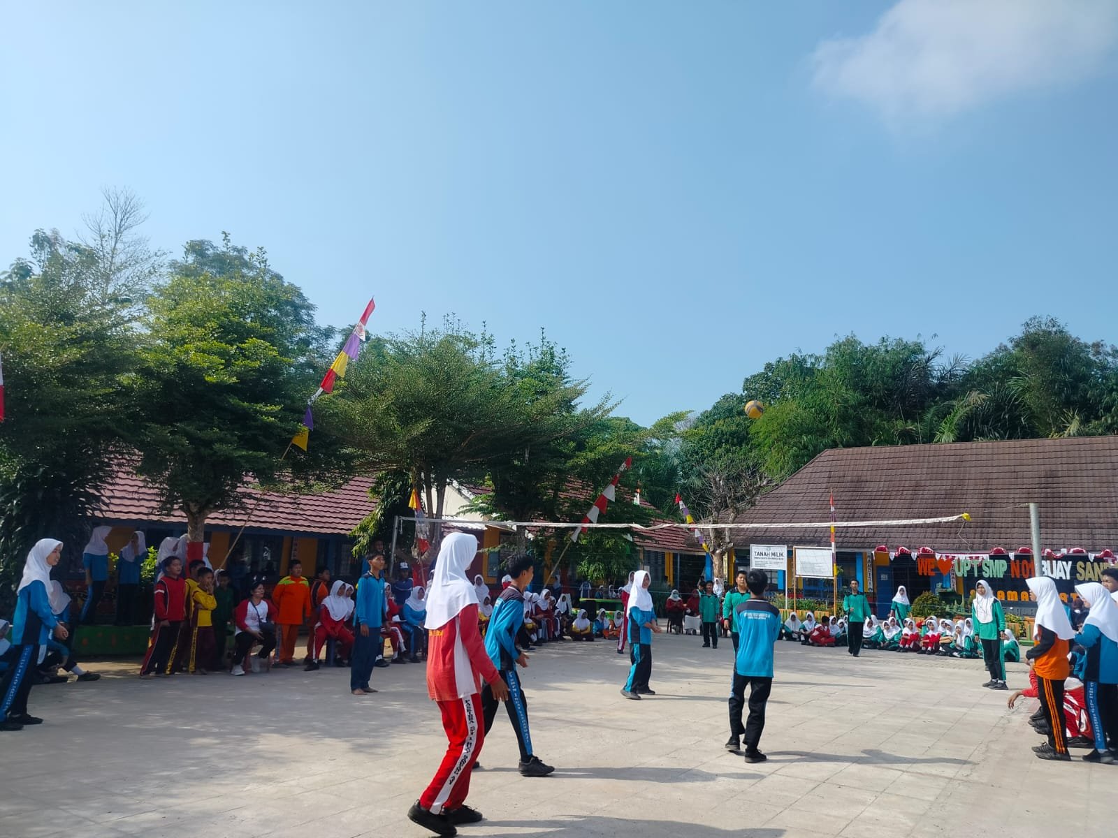 Semarak HUT RI ke-81, UPT SMP Negeri 1 Buay Sandang Aji Gelar Berbagai Lomba Antar Kelas