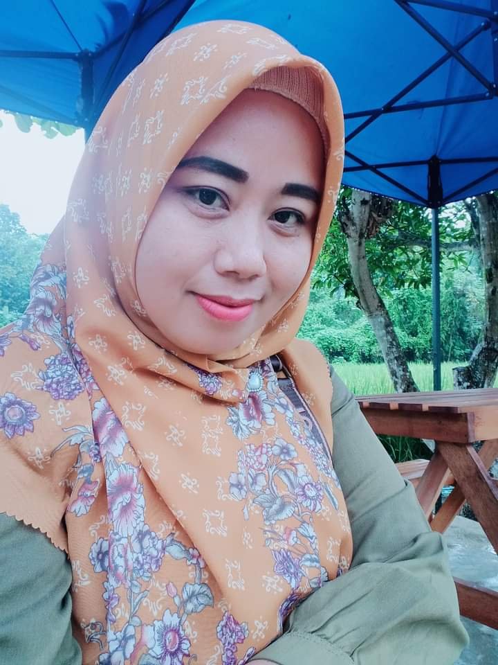 LENI MARYAMA FITRY